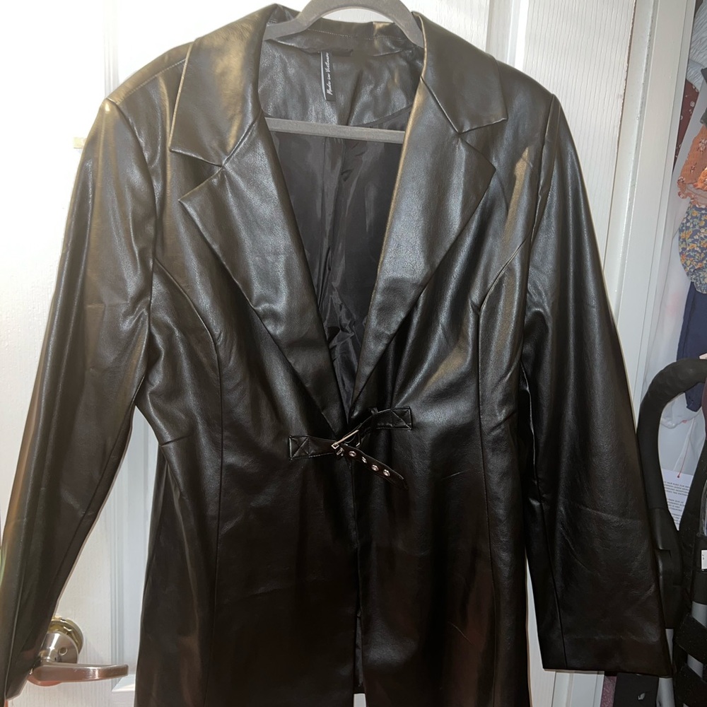 Faux leather jacket - Picture 2 of 7